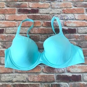 Victoria’s Secret Body by Victoria Lined Demi Bra